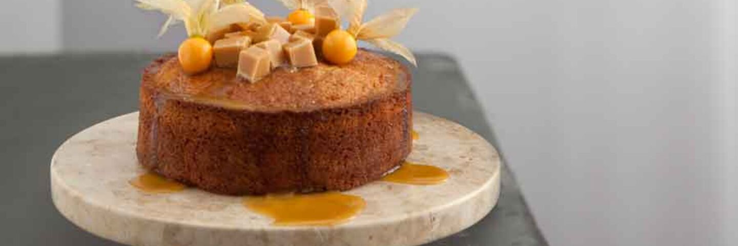 Polenta cake