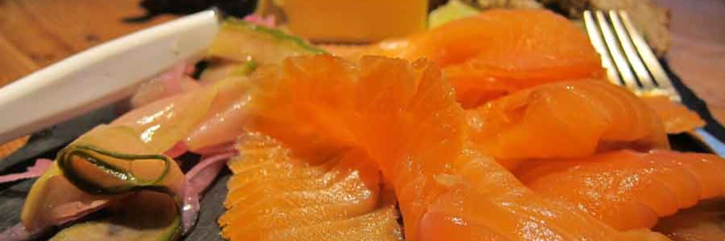 Smoked salmon brown bread recipe