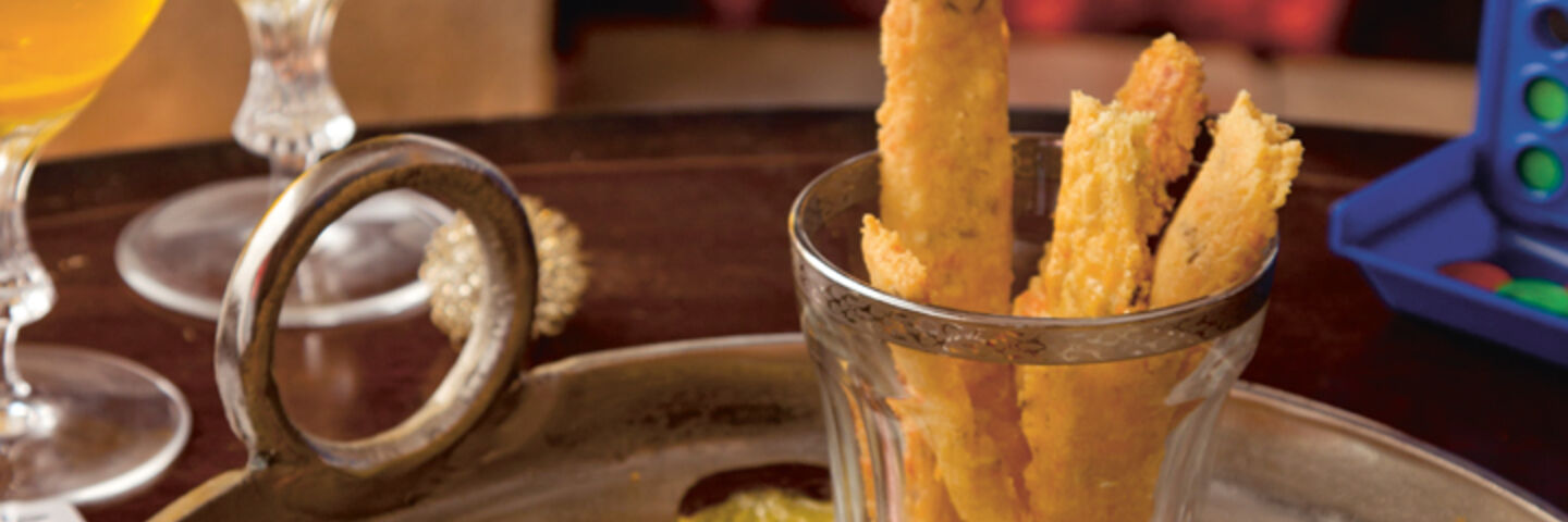 Oaty cheese straws