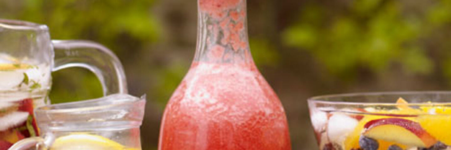 Simply Strawberry Lemonade