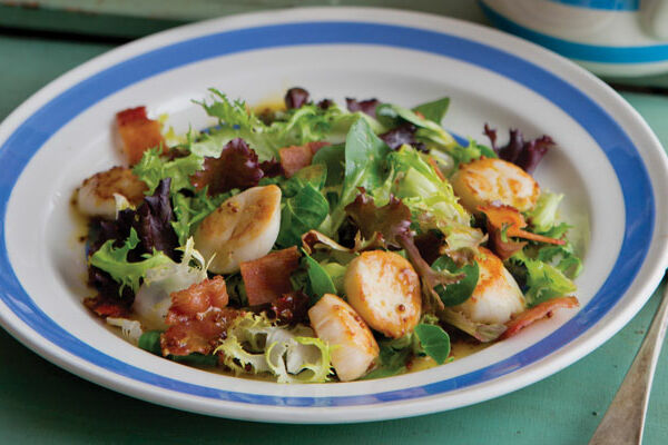Warm Salad with Scallops, Bacon and Emerald Oils Rapeseed Oil