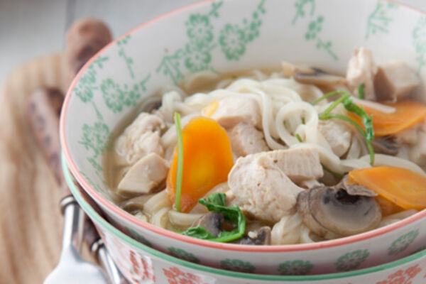 Diced Chicken Broth with Rice Noodles