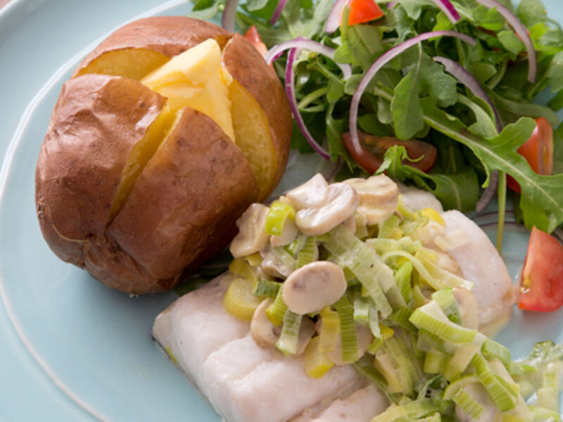 Baked hake button mushrooms creamed leeks recipe