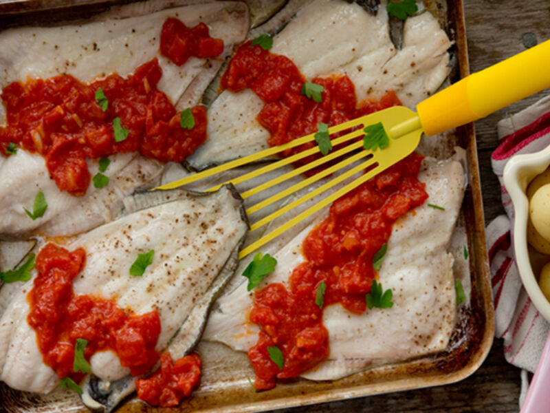 Plaice tomato garlic parsley recipe