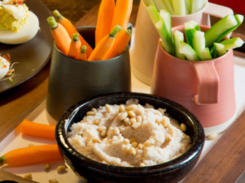 Roast Garlic and Butter Bean Dip with Crunchy Veg 