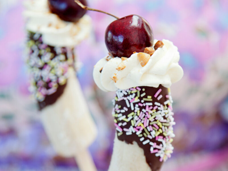Sharon iced banana split pops