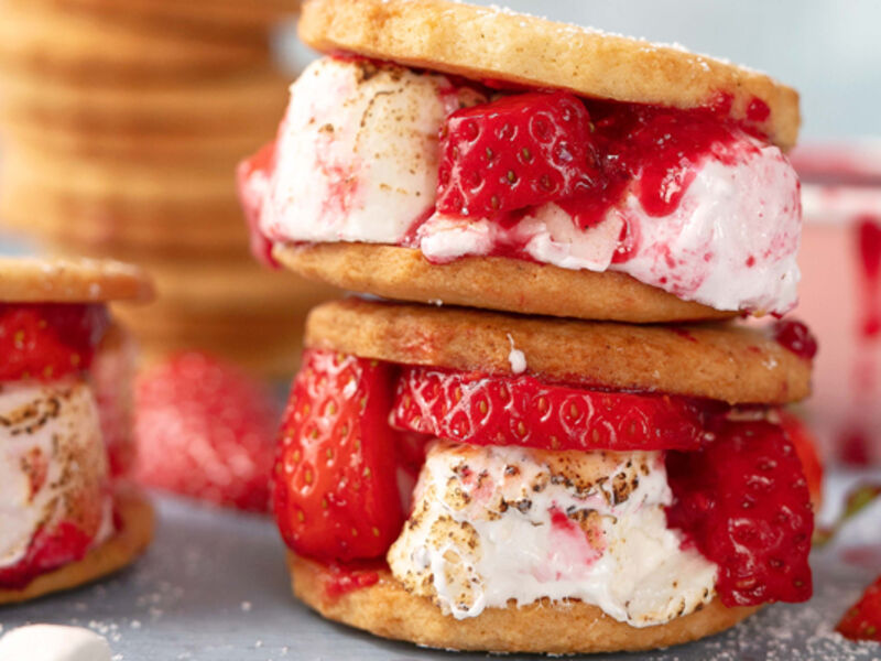 Strawberry smores recipe