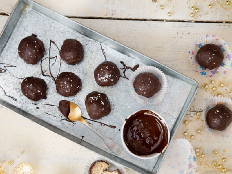 Happy pear easy chocolate macarons website 2 