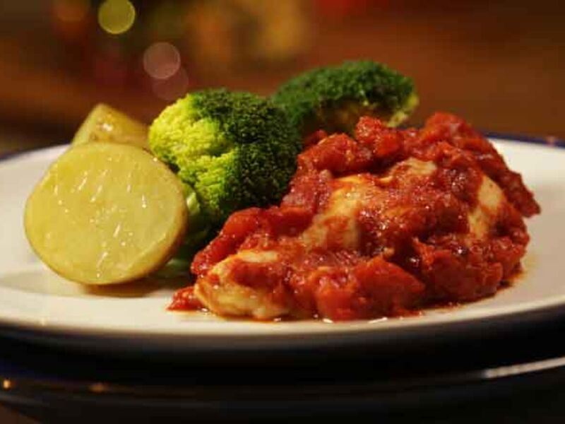Mozzarella and chilli chicken recipe