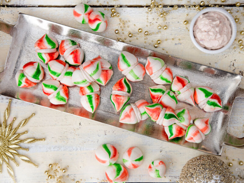 Sharon candy stripe meringue kisses website 1 