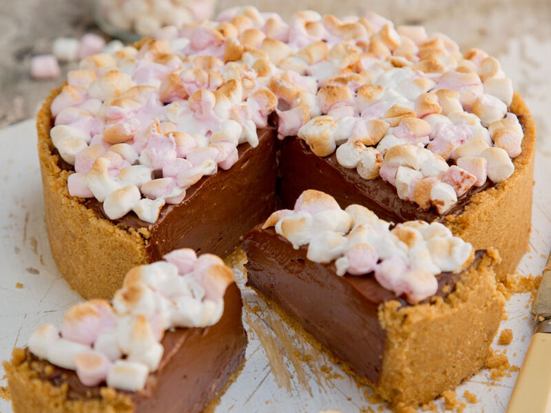 No-Bake S’mores Deep Pan Pie