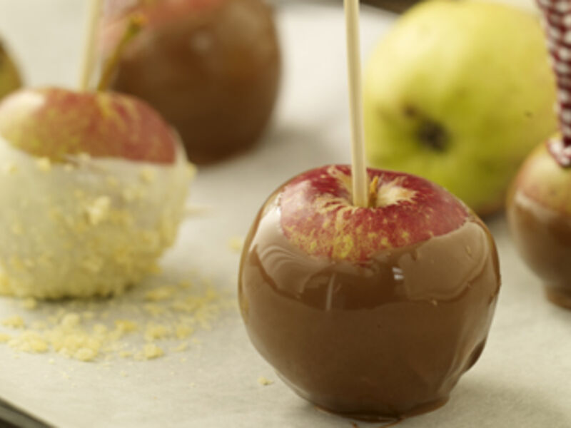 Devilishly Dipped Chocolate Apples